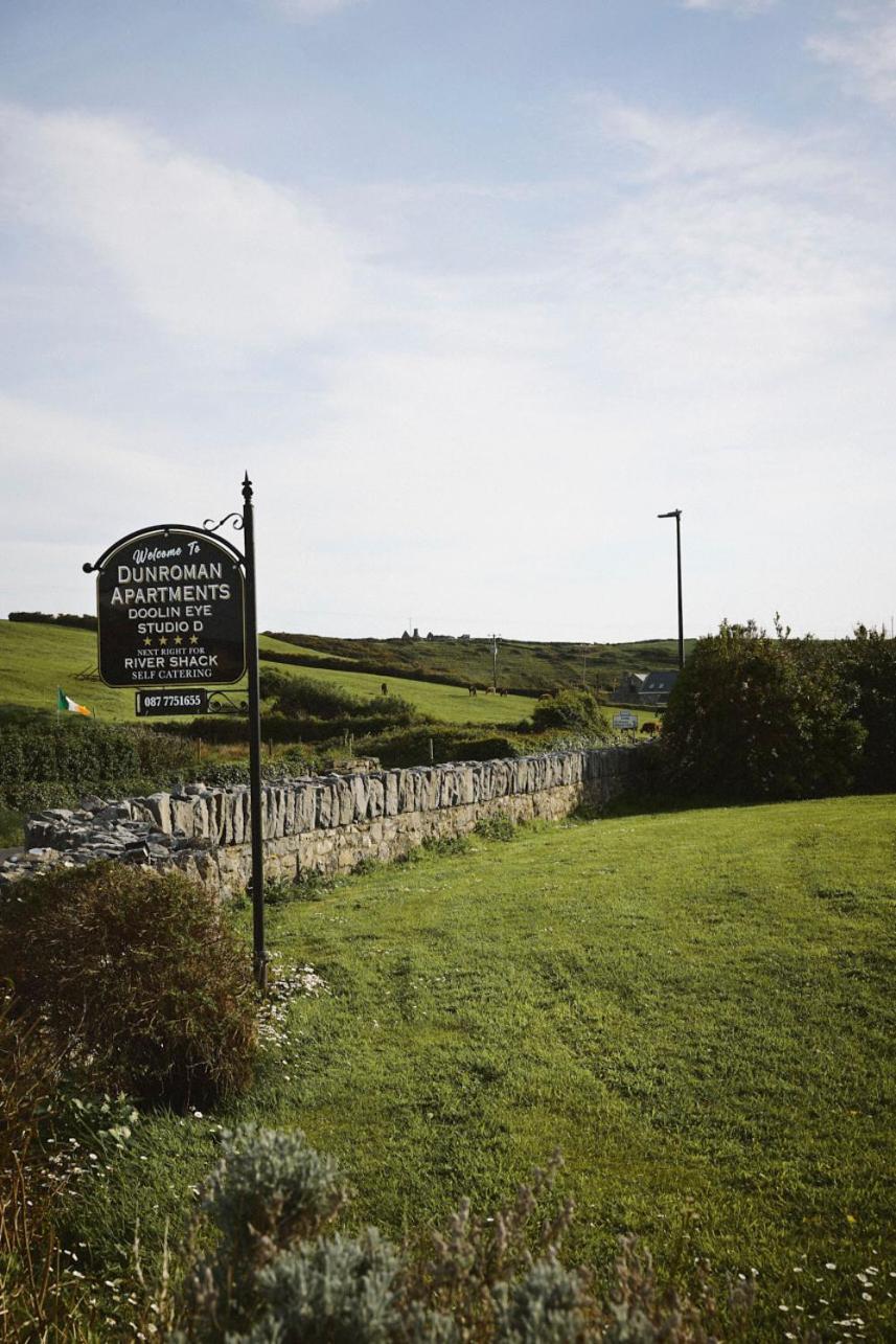 Studio D Doolin Exterior foto